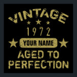 Poster 50th Birthday Party 1972 Ajouter Votre Nom<br><div class="desc">Célébrez un âge marquant avec ces fournitures de fête d'anniversaire personnalisées. Personnalisez-les en ajoutant le nom de la personne qui a donné naissance à votre enfant. Des idées d'anniversaire cool pour papa ou les hommes.</div>