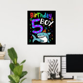 Poster 5e anniversaire Cinq ans, Cadeaux de requin (Bureau à domicile)