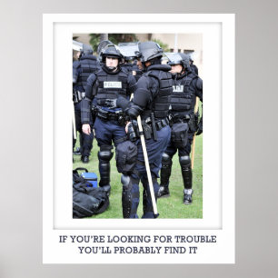 Poster A la recherche de problèmes - Police dans les gren
