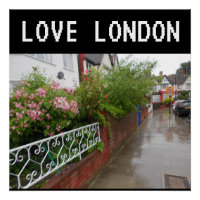 A London Street et pluie l'Angleterre