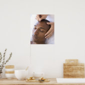 Poster Acupuncture. Acupuncturiste insérant une aiguille (Cuisine)