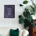 Poster Ajouter Votre Texte Personnalisé Subtle Dark Purpl<br><div class="desc">L'arrière - plan est recouvert d'un graphique grunge rayé, affligé, vintage, dans un violet subtil et profond. Un champ modèle a été ajouté pour votre texte. Utilisez cet espace pour ajouter votre citation préférée ou votre sentiment. Peut-être que c'est drôle. Peut-être avez-vous besoin d'une affiche qui vous motive. Quelle que...</div>
