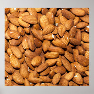 Poster Amandes grillées en gros plan : vue délicieuse.