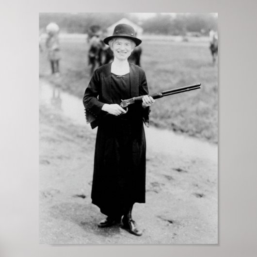 Poster Annie Oakley Holding Rifle - 1922 (Devant)