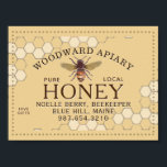 Poster Apiary Honeypeb Honeybee Dotée Bordure jaune<br><div class="desc">Les apiculteurs aimeront voir leur nom sur cette affiche apiaire accrocheuse avec abeille,  nid d'abeille et bordure pointillée sur un arrière - plan jaune miel. Idéal pour mettre sur votre table au Farmer's Market.</div>