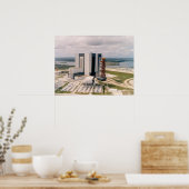 Poster Apollo 11 Quitter le bâtiment d'assemblage du véhi (Cuisine)