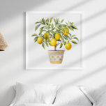 Poster Aquarelle Mur de citronnier méditerranéen<br><div class="desc">Apportez une touche de charme méditerranéen à votre maison avec l'"Aquarelle méditerranéenne citronnier art mur". Cette pièce d'art carré présente une aquarelle magnifiquement détaillée d'un citronnier florissant, installé dans un grand pot en terre cuite orné avec un motif méditerranéen classique. La représentation réaliste des citrons vibrants et des feuilles verdoyants...</div>