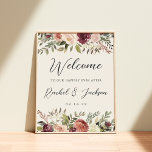 Poster Aquarelle Rustique Bloom Mariage Floral Bienvenue<br><div class="desc">Bienvenue dans votre mariage avec notre affiche Rustic Bloom,  avec la verdure botanique aquarelle et les fleurs aux riches couleurs d'automne,  avec "bienvenue à notre heureux toujours après",  vos noms,  et rendez-vous mariage dans un mélange chic de typographie serif et calligraphie traditionnelle.</div>