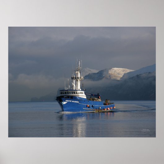 Poster Arctic Mariner, Crab Boat in Dutch Harbour, Alaska (Devant)