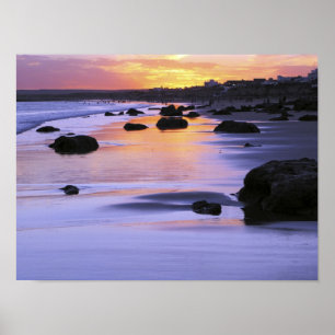 Poster Argentine, Las Grutas. La plage au coucher du sole
