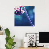 Poster Arrosage Abstrait sur la macro de tige de fleur (Bureau à domicile)