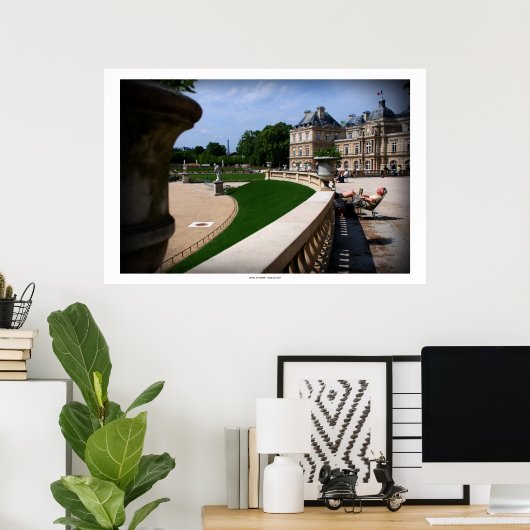 POSTER AVRIL À PARIS (Bureau à domicile)