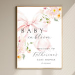 Poster Baby In Bloom Rose Bow Baby shower Bienvenue<br><div class="desc">Fêtez l'arrivée joyeuse d'une petite fille avec notre affiche de bienvenue "Baby in Bloom" sur le baby shower. Cette charmante planche présente des fleurs d'aquarelle délicates et douces,  rose pastel,  dans des tons roses et un arc rose magnifiquement illustré.</div>