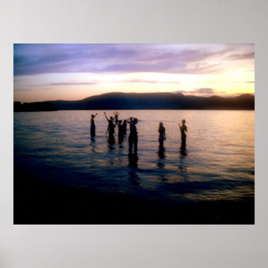 Poster Baignade adolescente au coucher du soleil (Devant)