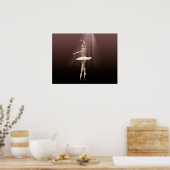 Poster Ballerina On Pointe dans Russet Tint (Cuisine)