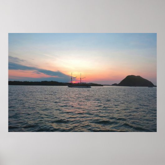 Poster Bateau Komodo et coucher de soleil (Devant)