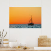 Poster Bateau Sur Méditerranée au coucher du soleil (Cuisine)