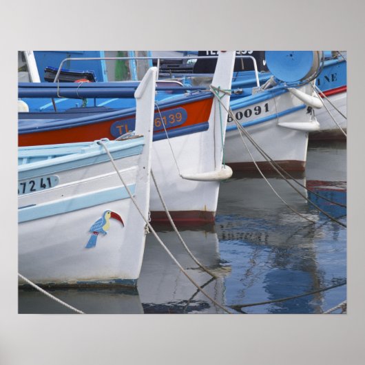 Poster Bateaux de pêche typiques de Provence peints en 2 (Devant)