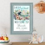 Poster Bébé à bord Baby shower floral de surf tropical<br><div class="desc">Le design exotique et floral "Baby on Board", sur le thème du surf tropical, est un modèle baby shower qui présente un thème neutre pour les hommes et les femmes, avec une touche tropicale. Le design dépeint un ensemble de planches de surf colorées avec l'océan et une vague éclatante au...</div>
