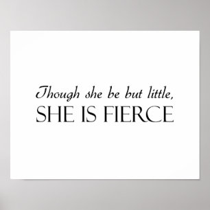 Poster Bien Qu'Elle Soit Peu, Elle Est Fierce