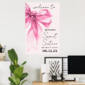 Poster Bienvenue Ruban Rose Coquette Script Douce 16 Blus (Bureau à domicile)