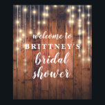 Poster Bienvenue Rustic Bois Chaîne Lumières Fête des mar<br><div class="desc">L'arrière - plan en bois de cerisier et les lampes à cordes sur ce design sont si riches et magnifiques ; il est parfait pour une douche nuptiale rustique.</div>