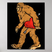 Poster Bigfoot Sasquatch Heart With Arrow Funny Valentine (Devant)