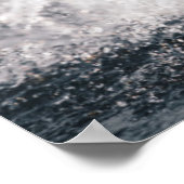 Poster Black Labrador Joue La Récupération Dans L'Eau (Coin)