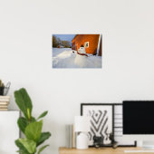 Poster Bonhomme de neige devant une grange rouge à Columb (Bureau à domicile)