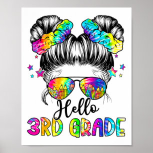 Poster Bonjour fille de 3e année avec chignon de cheveux