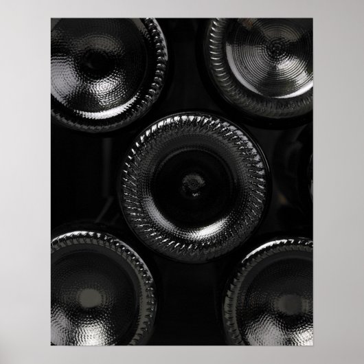 Poster Bouteilles de vin dans une cave à vin. Seulement e (Devant)