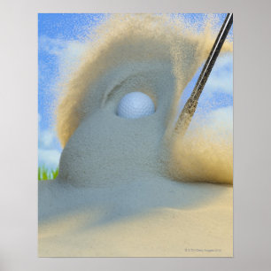 Poster cale de sable frappant une boule de golf hors d'un
