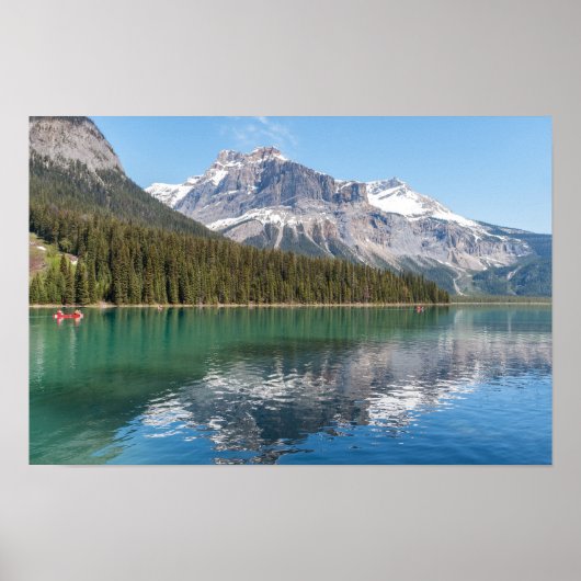 Poster Canot sur le célèbre lac Emerald - Yoho NP, Canada (Devant)