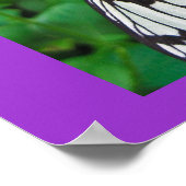 Poster Cerf-volant en papier sur fleurs violettes (Coin)