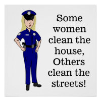 Certaines femmes nettoient l'Humour des policiers
