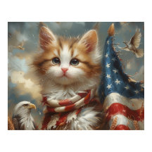 Chat patriotique mignon enveloppé dans un drapeau 