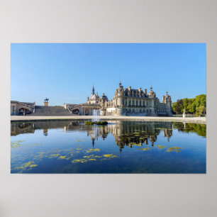 Poster Château de Chantilly avec réflexion dans un étang