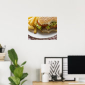 Poster Cheeseburger, morsures prises, avec frites (Bureau à domicile)