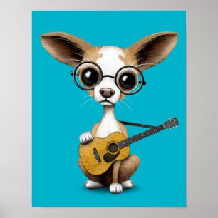 Poster Chiot de chiwawa jouant la vieille guitare