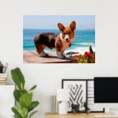 Poster chiot de Pembroke Welsh Corgi debout sur une table (Bureau à domicile)