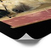 Poster chiot doré de la récupératrice dormant sur le livr (Coin)