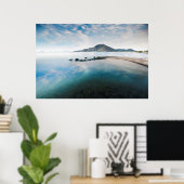 Poster Ciel bleu nuageux reflétant dans le lac (Bureau à domicile)