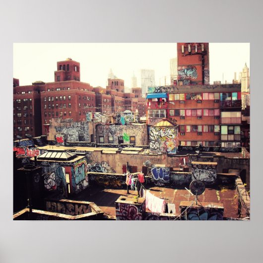 Poster Cloches et graffitis, Moyen (Devant)