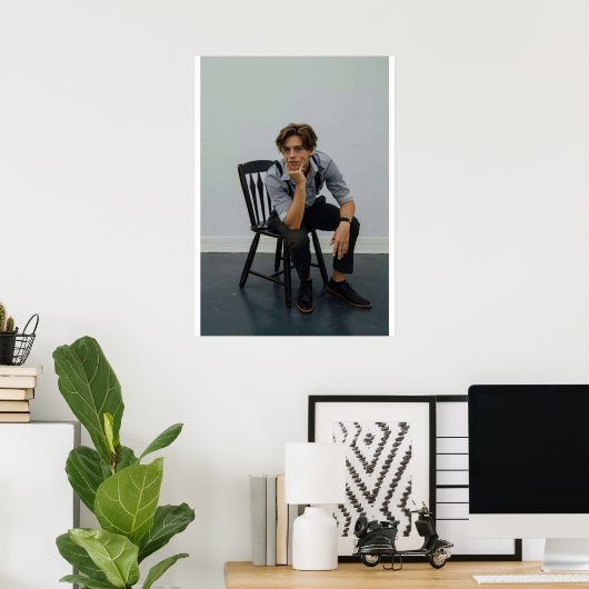 Poster Cole Sprouse (Bureau à domicile)