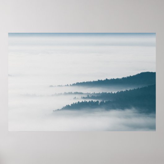 Poster Collines qui disparaissent dans le brouillard (Devant)