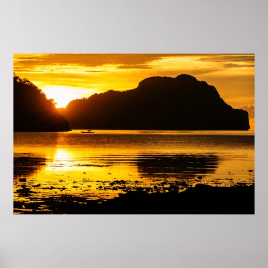 Poster Coucher de soleil doré sur la baie (Devant)