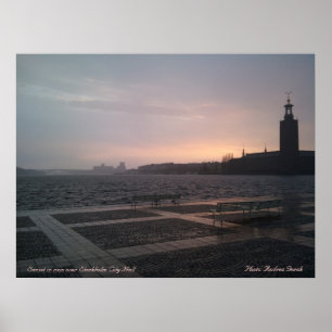 Poster Coucher de soleil sous la pluie sur l'Hôtel de Vil