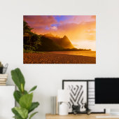 Poster Coucher de soleil sur la plage dorée, Hawaï (Bureau à domicile)