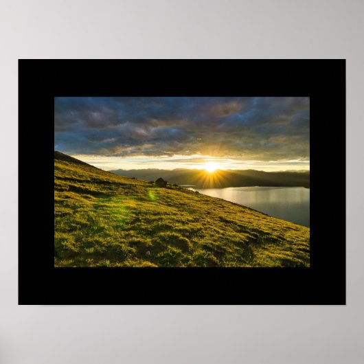 Poster Coucher de soleil sur les montagnes (Devant)