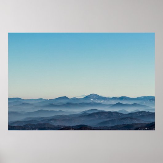 Poster Couches de brouillard, collines et montagnes (Devant)
